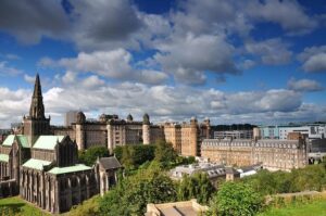 Holders Glasgow subdue Stormers to reach URC semi-finals