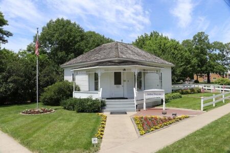 Warning: Swimming Off-Limits at These Four Iowa Beaches!