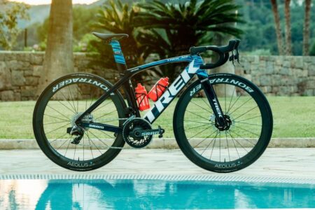Unveiling the Cutting-Edge Bikes and Tech of Women’s WorldTour 2025: What Teams Are Riding This Year!