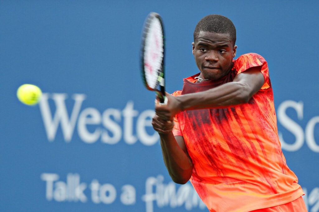 Exciting News: Four Players from No. 25 Men’s Tennis Team Earn NCAA Tournament Spots!