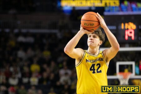 Michigan Triumphs Over Texas to Secure Spot in NCAA Quarterfinals!