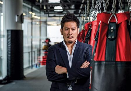 Chatri Sityodtong Apologizes for Insulting Rival Promotions After Conversation Goes Off Track