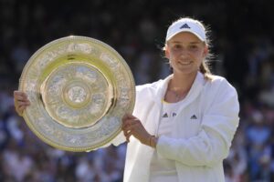 Swiatek Dominates Anisimova in Thrilling Wimbledon Women’s Final!