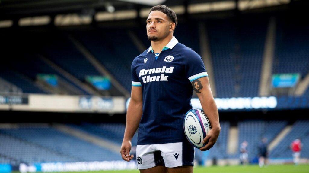 ‘Tuipulotu finds feet again and hails world-class Ringrose and Russell’