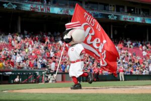 Reds vs. Marlins Showdown: Expert Predictions and Winning Picks for July 9