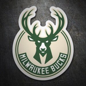 Bucks Fans Burst Out Laughing at Warriors’ Desperate Attempt to Land Giannis