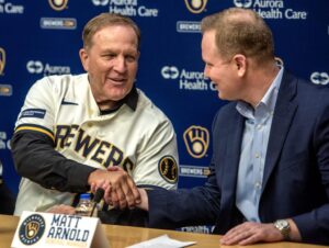 Reader Applauds the Outstanding Management of the Milwaukee Brewers