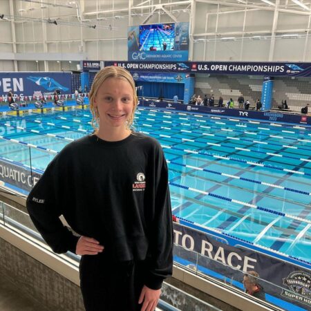 Rylee Erisman Smashes 52.79 to Win 100 Freestyle Gold at World Juniors, Becomes Sixth Fastest American Ever