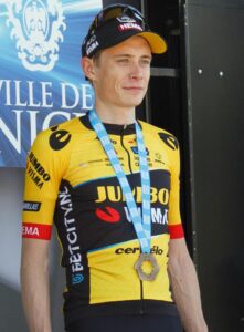 Jonas Vingegaard Faces Setback as Key Teammate Victor Campenaerts Drops Out Ahead of Vuelta a España’s Final Week