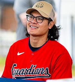 Yu Chang Dominates the World Baseball Classic with Powerful Away-Back Home Run