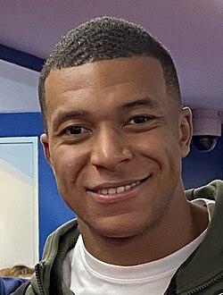 French Soccer Star Mbappé Faces Off Against Former Qatari-Owned Club in Multi-Million Dollar Showdown