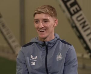 Anthony Gordon Shares Excitement Over Alexander Isak’s Record-Breaking Move to Liverpool