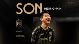 Watch LAFC Keeper Hugo Lloris Make an Unbelievable Penalty Save by Sitting on the Ball!