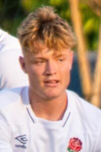 Fin Smith Set to Ignite England’s Revamped Lineup from Number 10