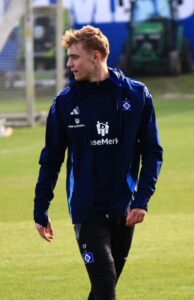 Adam Karabec vs. Paris Saint-Germain: Exciting Player Props and Goal Scoring Odds for November 9