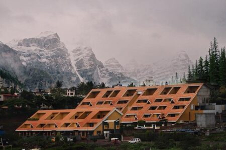 Mumbai Indians Welcome Kristen Beams as New Spin Bowling Coach Ahead of WPL 2026