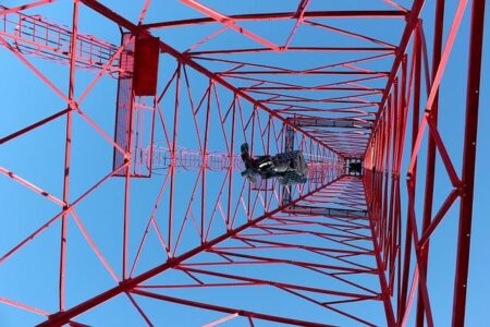 Derrick Lewis Makes Bold Prediction Ahead of UFC 324 Showdown with Waldo Cortes-Acosta