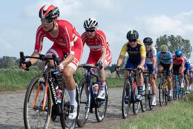 Why Are So Few Women Embracing Cycling? Why Are So Few Women Embracing Cycling?