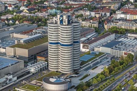 WEC Spa: BMW scores maiden Hypercar win in chaotic finish – Motorsport.com WEC Spa: BMW scores maiden Hypercar win in chaotic finish – Motorsport.com
